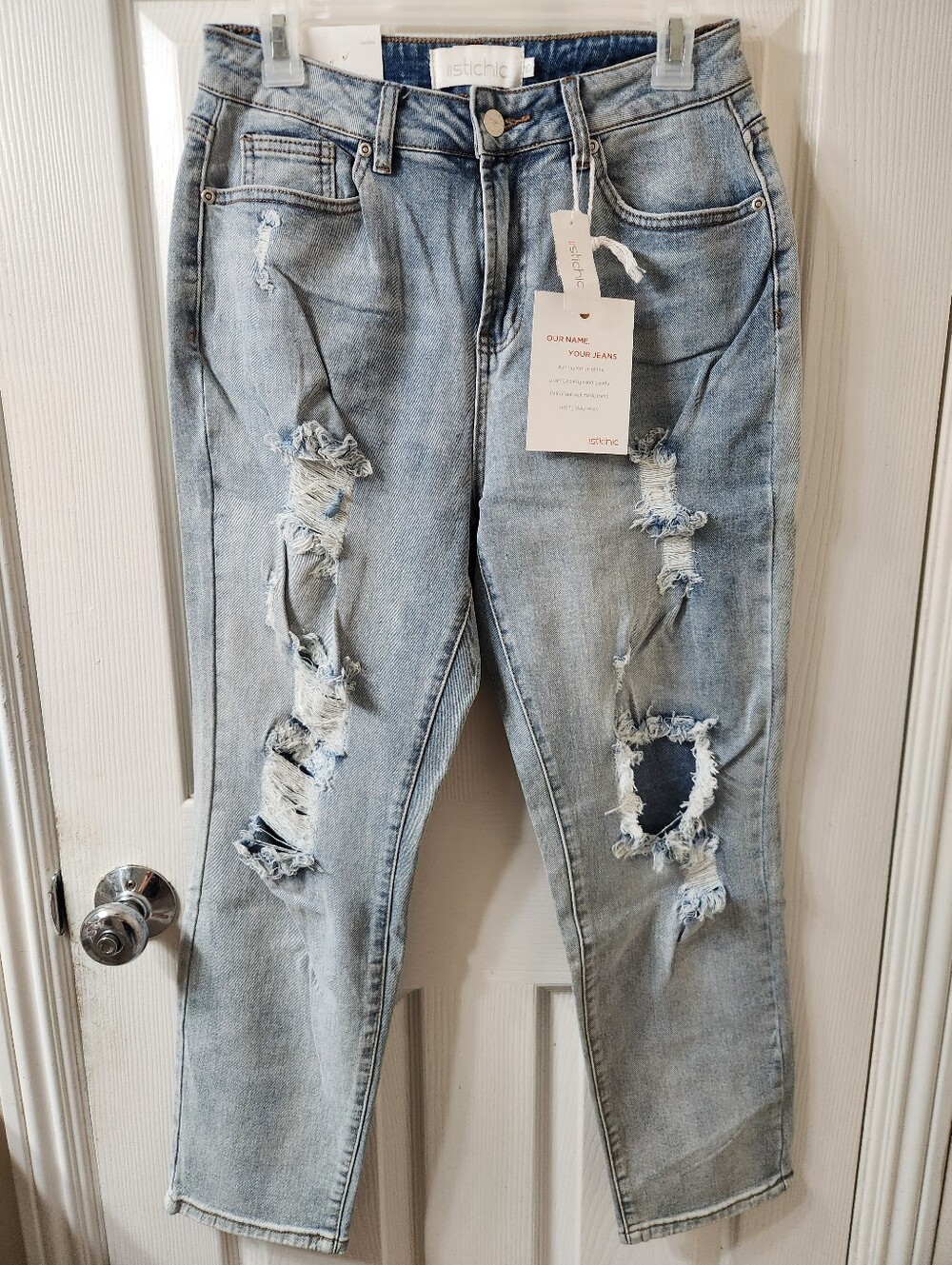 chic Light Blue Distressed Boyfriend Jeans